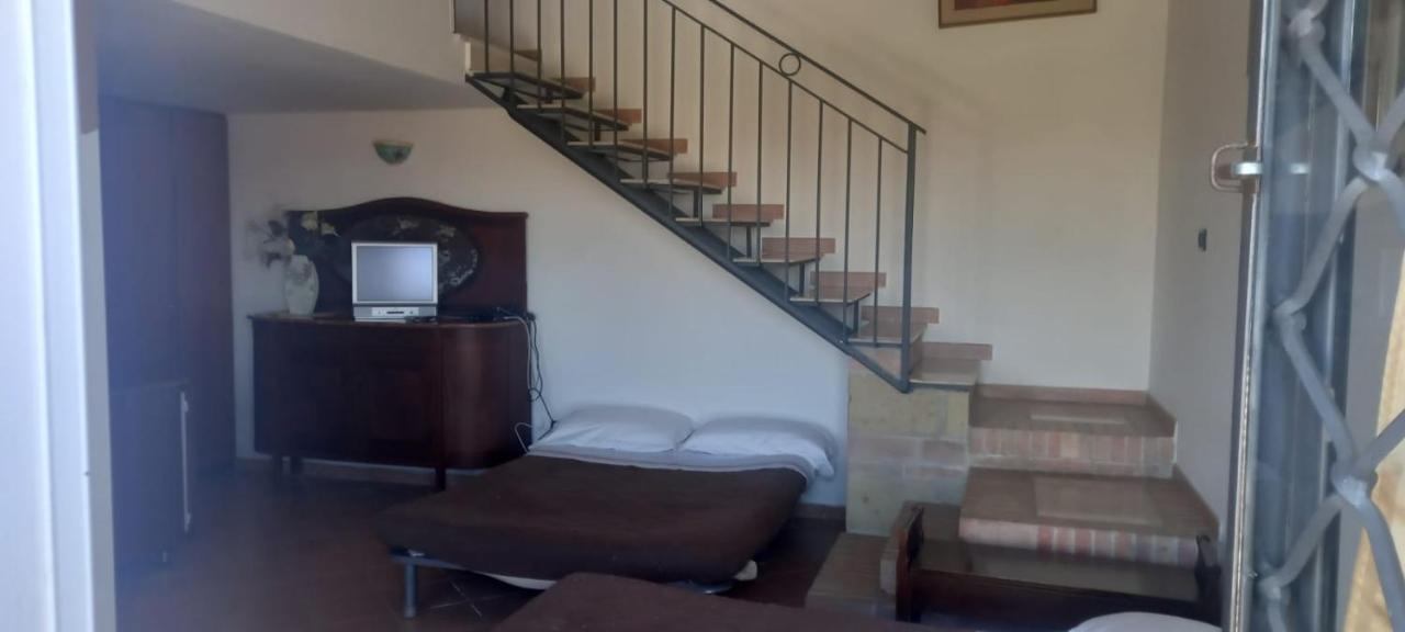 Agriturismo Borgo Nuovo Sant'Agata Dei Goti Hotel Migliara-San Silvestro Buitenkant foto